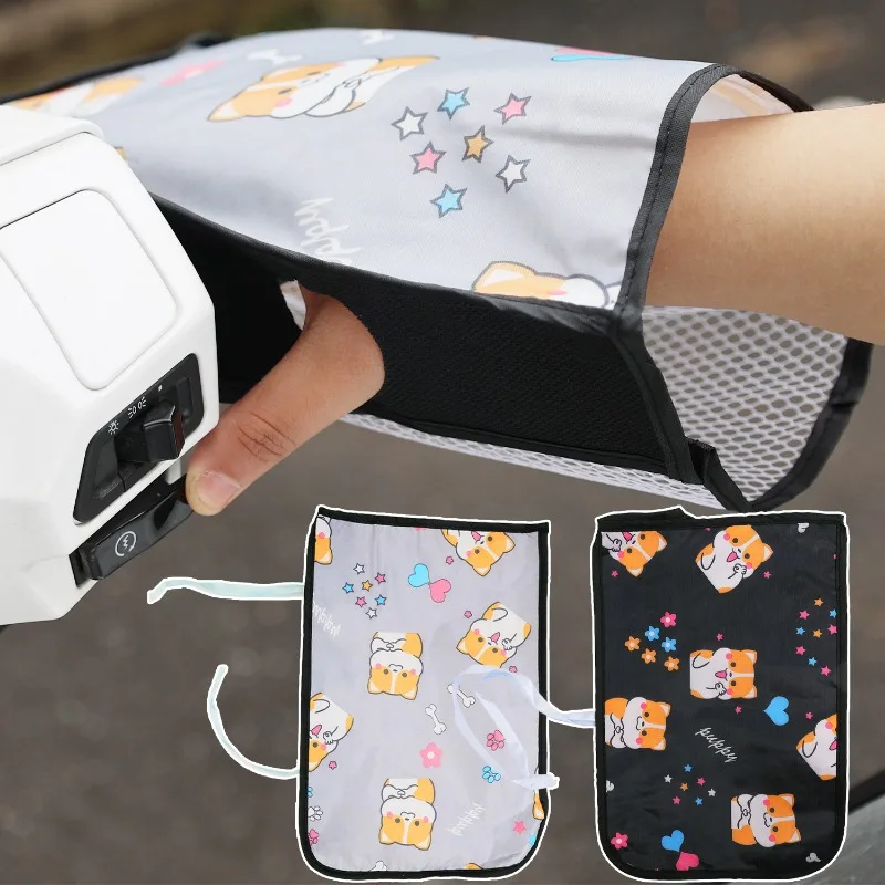 2pcs Summer Motorbike Sunscreen Breathable Gloves Electric Bike PVC Fabric Handlebar Sleeves Motorcycle Accessories
2pcs Summer Motorbike Sunscreen Breathable Gloves Electric Bike PVC Fabric Handlebar Sleeves Motorcycle Accessories
