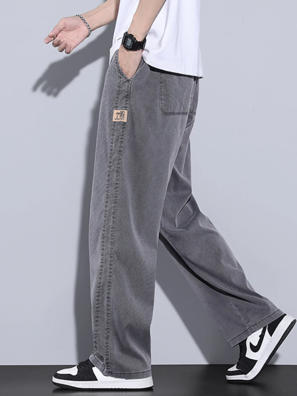 High-End Soft Thiened Fce Lined Loose Casual Wide Leg Jeans Men's Autumn Winter New Sle Loose Drapey Loose Fit Jeans
High-End Soft Thiened Fce Lined Loose Casual Wide Leg Jeans Men's Autumn Winter New Sle Loose Drapey Loose Fit Jeans