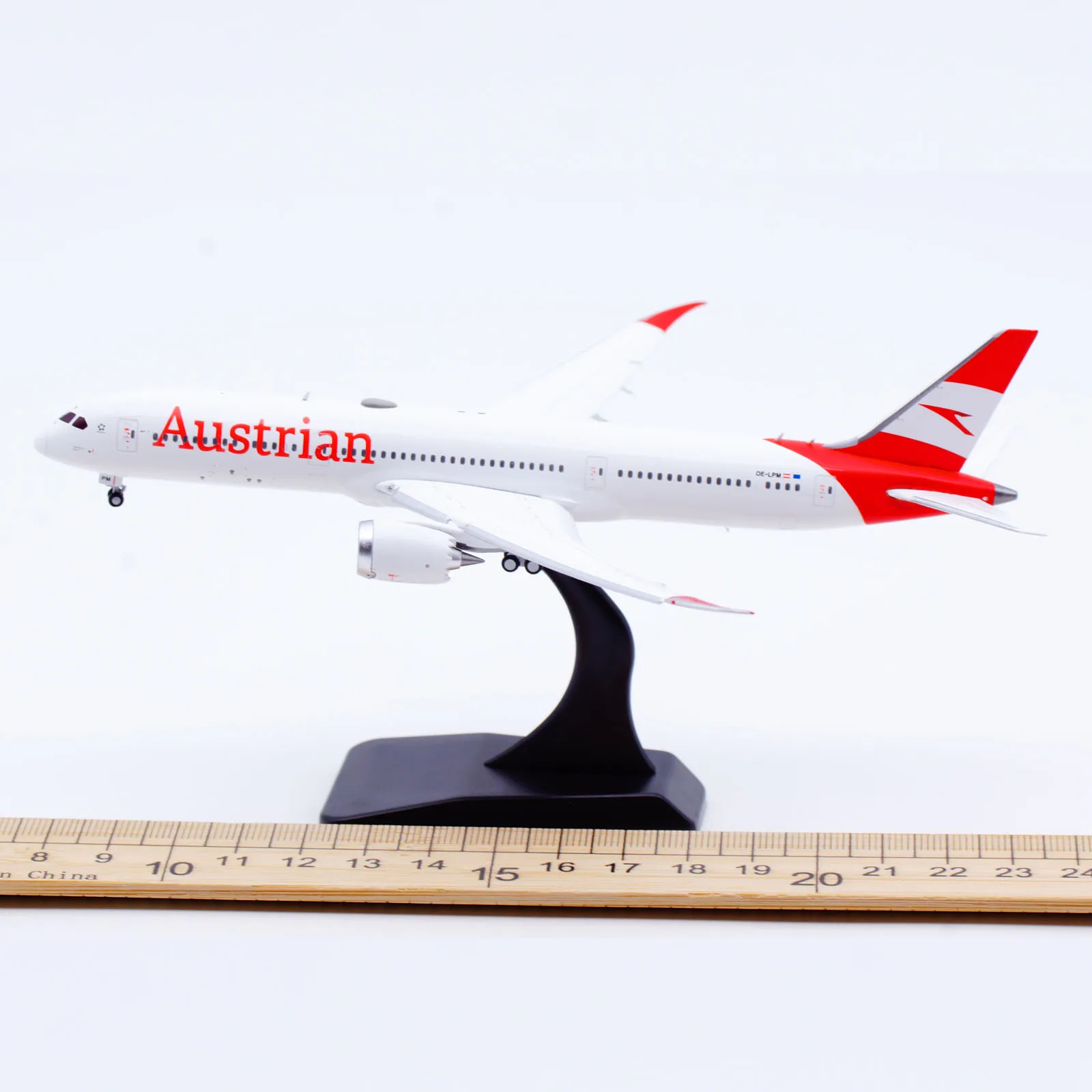 XX40263A Alloy Collectible Plane Gift JC Wings 1:400 Austrian Airlines Boeing B787-9 Diecast Aircraft Model OE-LPM Flaps Down
XX40263A Alloy Collectible Plane Gift JC Wings 1:400 Austrian Airlines Boeing B787-9 Diecast Aircraft Model OE-LPM Flaps Down