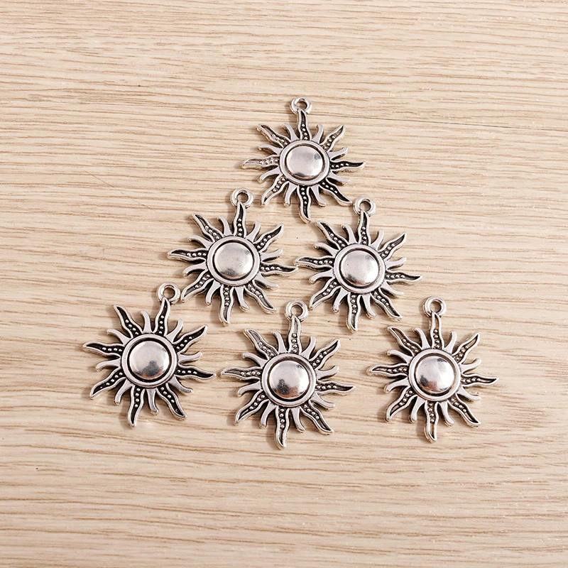 20pcs 25x28mm Cute Alloy Sun Charms Pendants for Jewelry Making Drop Earrings Necklaces Bracelet Accessories DIY Crafts Supplies
20pcs 25x28mm Cute Alloy Sun Charms Pendants for Jewelry Making Drop Earrings Necklaces Bracelet Accessories DIY Crafts Supplies