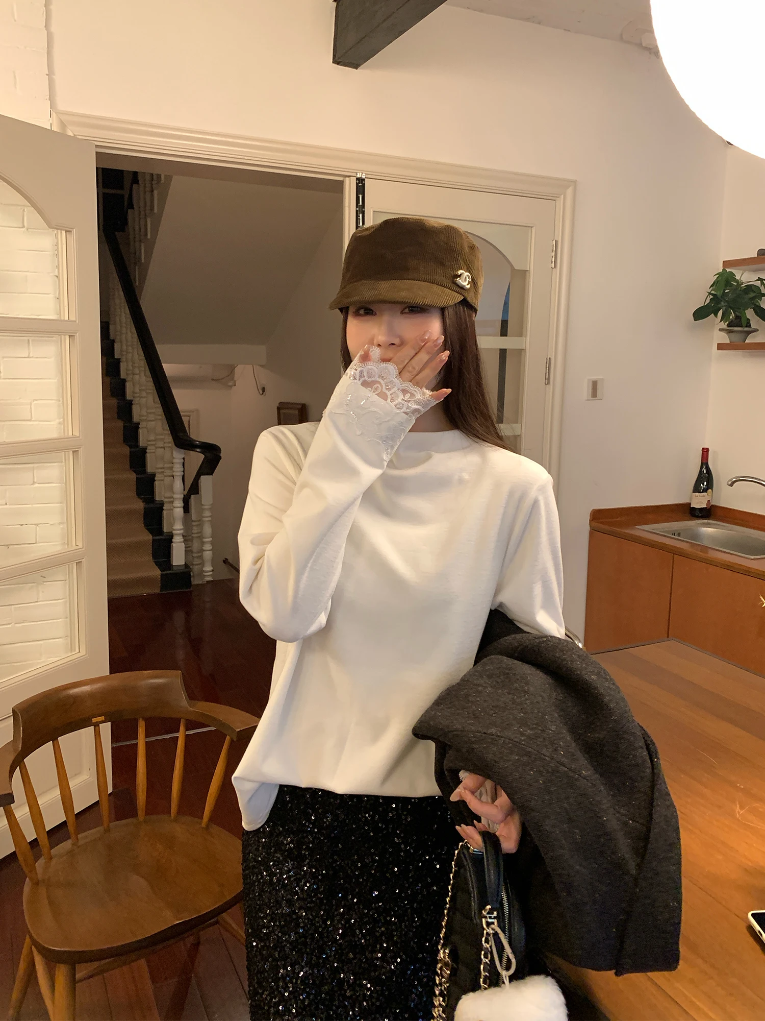 Зимняя футболка большого размера NAZ: мягкая, с пайетками, кружевной отделкой и вставками, модная, универсальная, базовый слой, повседневная, с длинным рукавом
Зимняя футболка большого размера NAZ: мягкая, с пайетками, кружевной отделкой и вставками, модная, универсальная, базовый слой, повседневная, с длинным рукавом