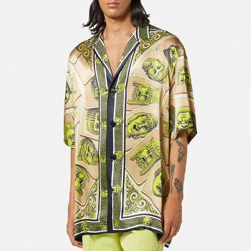 New men's clothing for summer. Beach shirts for men, casual and slim-fitting tops, fashionable printed short-sleeved shirts.
New men's clothing for summer. Beach shirts for men, casual and slim-fitting tops, fashionable printed short-sleeved shirts.