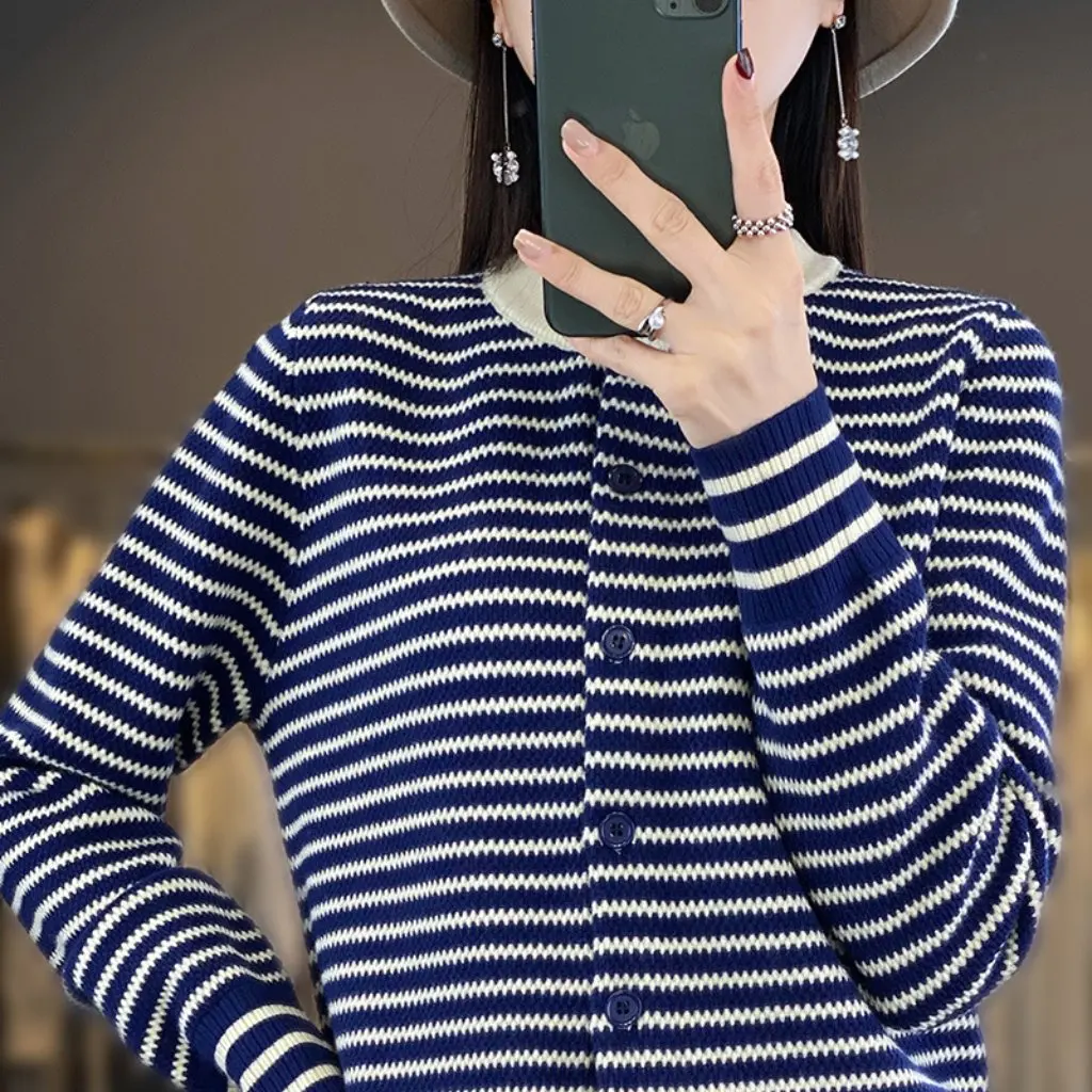 Women's Contrast Color Striped Soft Waxy Knitted Short Sweater Cardigan Sweet Age-Reducing Top for Autumn
Women's Contrast Color Striped Soft Waxy Knitted Short Sweater Cardigan Sweet Age-Reducing Top for Autumn