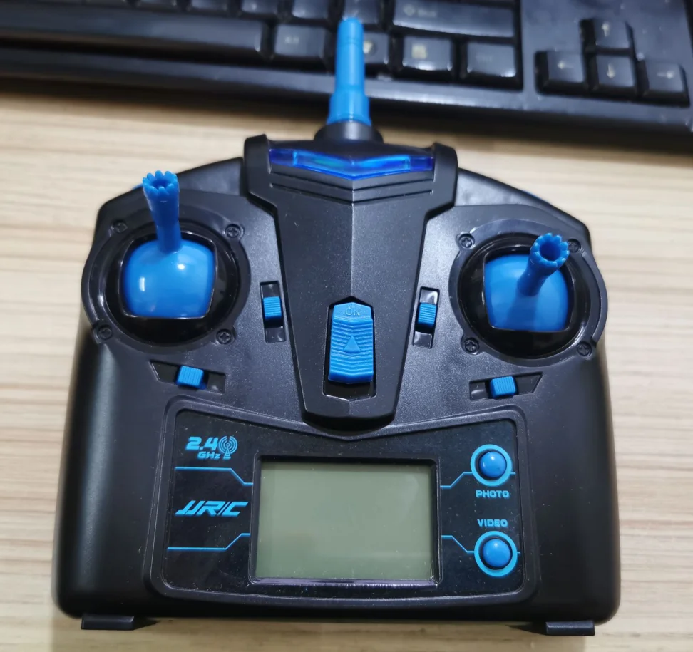 JJRC H28 H28C H28W 2,4G 4CH 6-осевой одноосевой карданный подвес RC Квадрокоптер запасные части приемная плата дистанционное управление
JJRC H28 H28C H28W 2,4G 4CH 6-осевой одноосевой карданный подвес RC Квадрокоптер запасные части приемная плата дистанционное управление