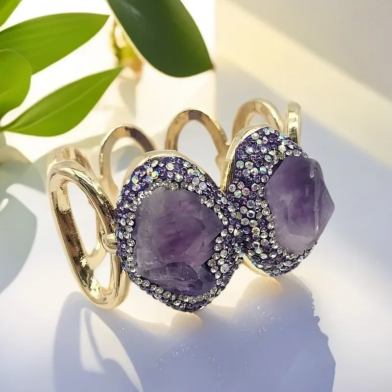 Natural Baroque Pearl Amethyst Bracelet Female Hand Inlaid Rhinestones Exquisite Fashion Personality Luxury Party Jewelry Gifts
Natural Baroque Pearl Amethyst Bracelet Female Hand Inlaid Rhinestones Exquisite Fashion Personality Luxury Party Jewelry Gifts