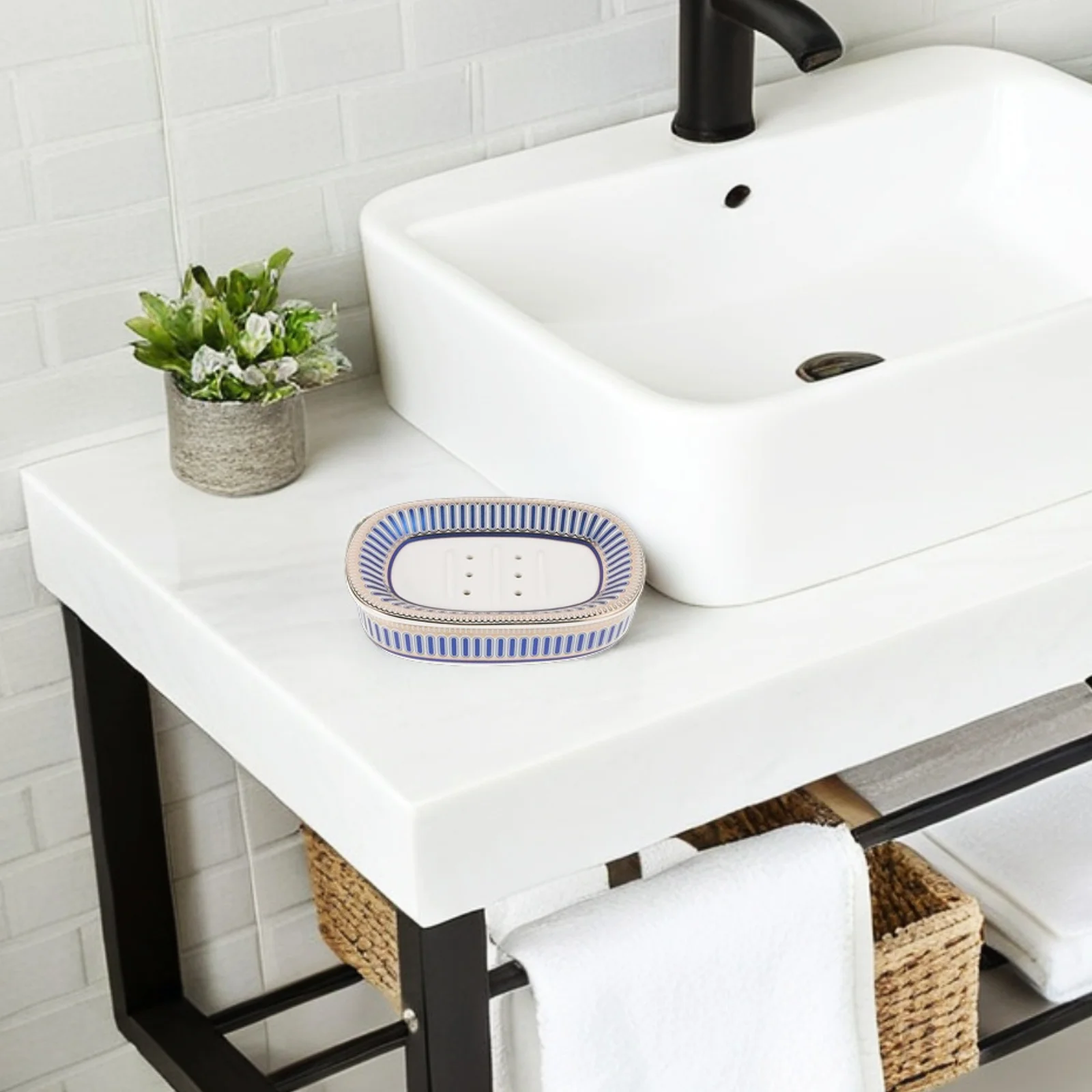 Pretty Soap Tray for Shower Multifunctional Soap Saver Holder Easy to Clean and Detachable Cute Sponge Holder Soaps Savers Tray
Pretty Soap Tray for Shower Multifunctional Soap Saver Holder Easy to Clean and Detachable Cute Sponge Holder Soaps Savers Tray