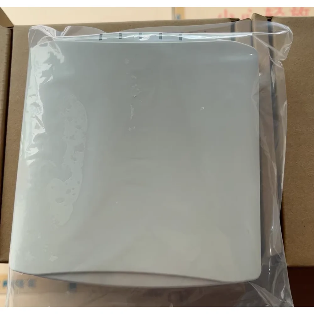 R320 Беспроводная точка доступа AP 901-R320-WW02
R320 Беспроводная точка доступа AP 901-R320-WW02