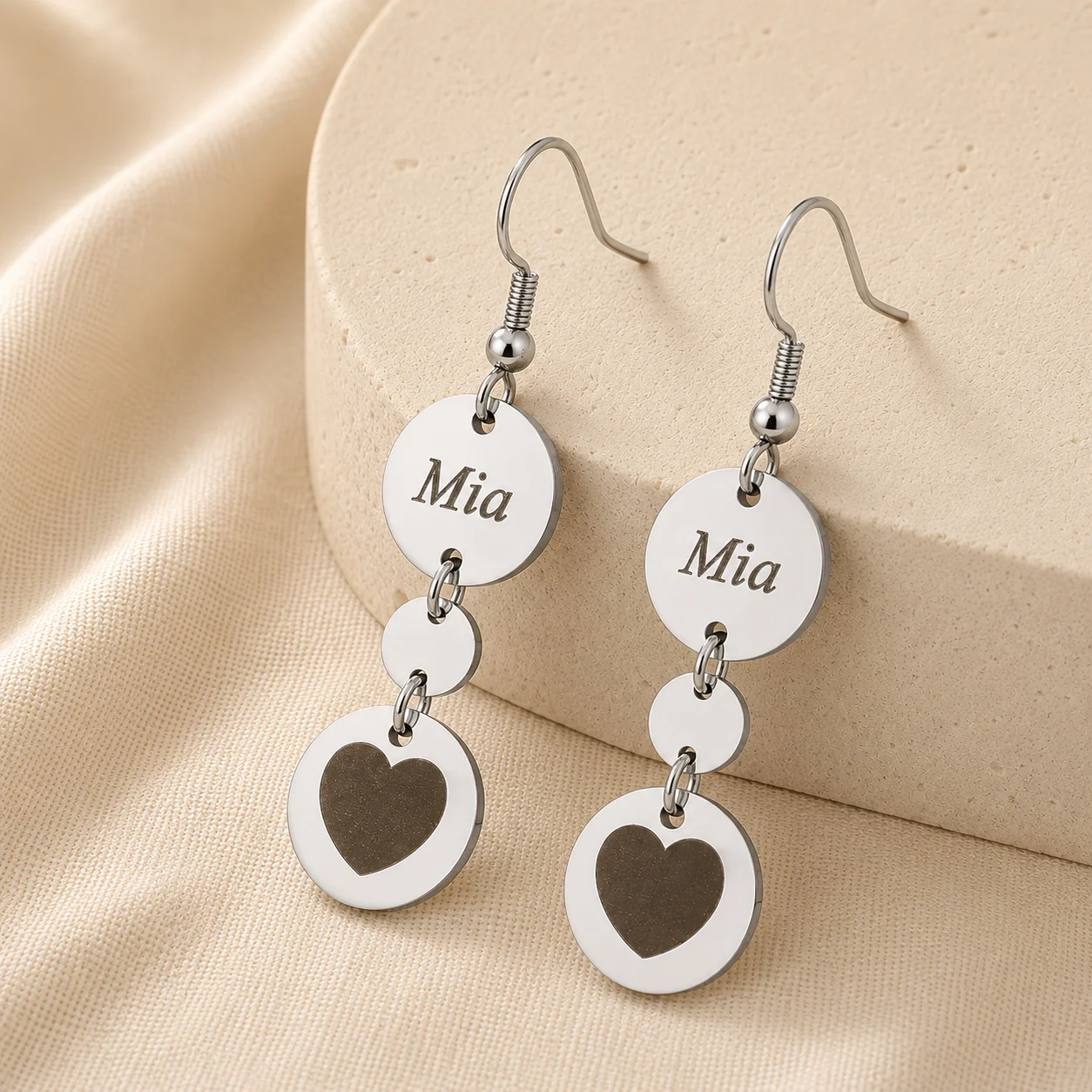 Custom Name Earrings Stainless Steel Personalized Round Heart Drop Earrings Gift for Women
Custom Name Earrings Stainless Steel Personalized Round Heart Drop Earrings Gift for Women