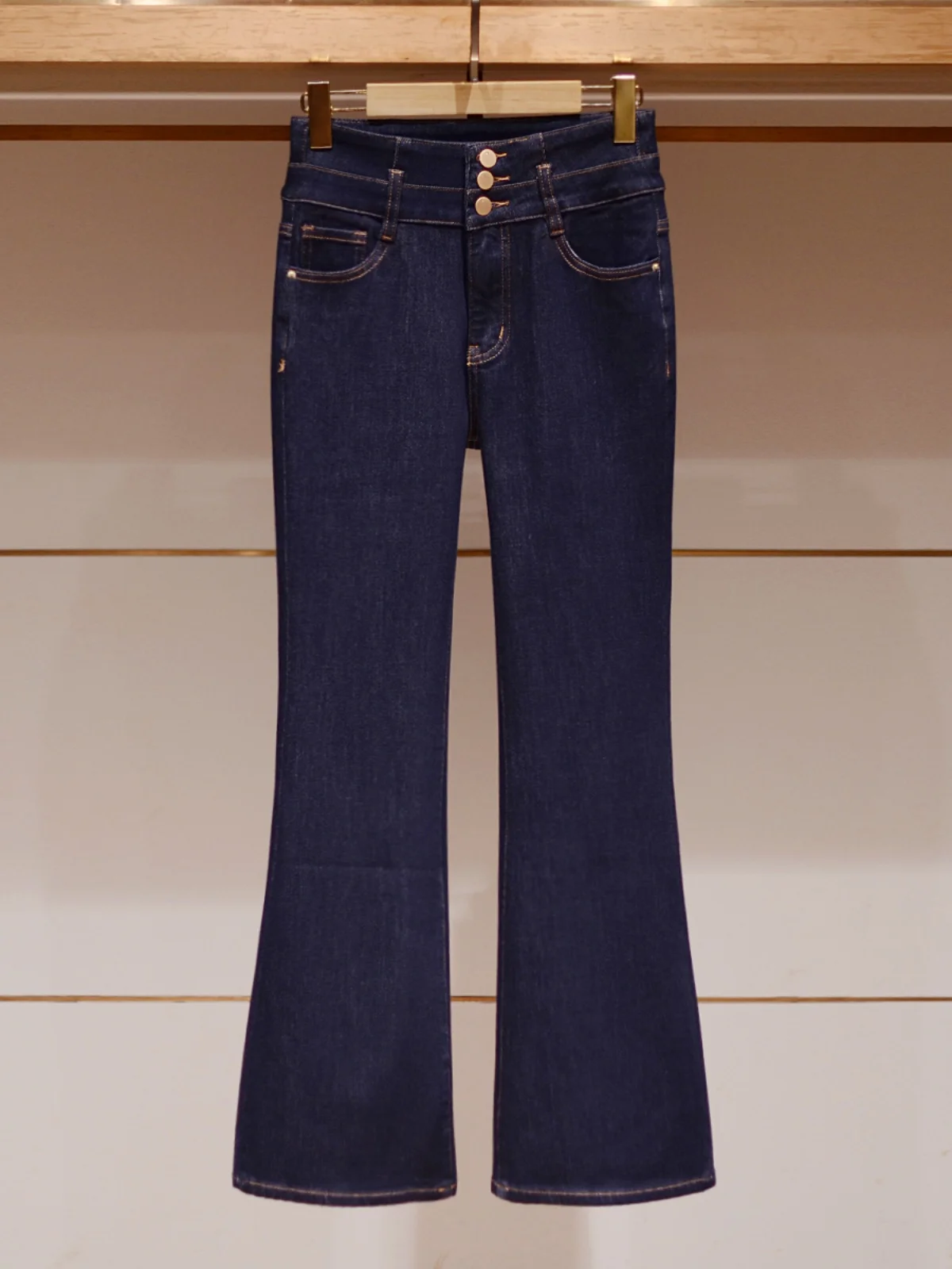 High Waist Slim Fit Deep Blue Denim Jeans for Women Button Detail Long Trousers Autumn Winter Faion Casual Straight Leg Pants
High Waist Slim Fit Deep Blue Denim Jeans for Women Button Detail Long Trousers Autumn Winter Faion Casual Straight Leg Pants