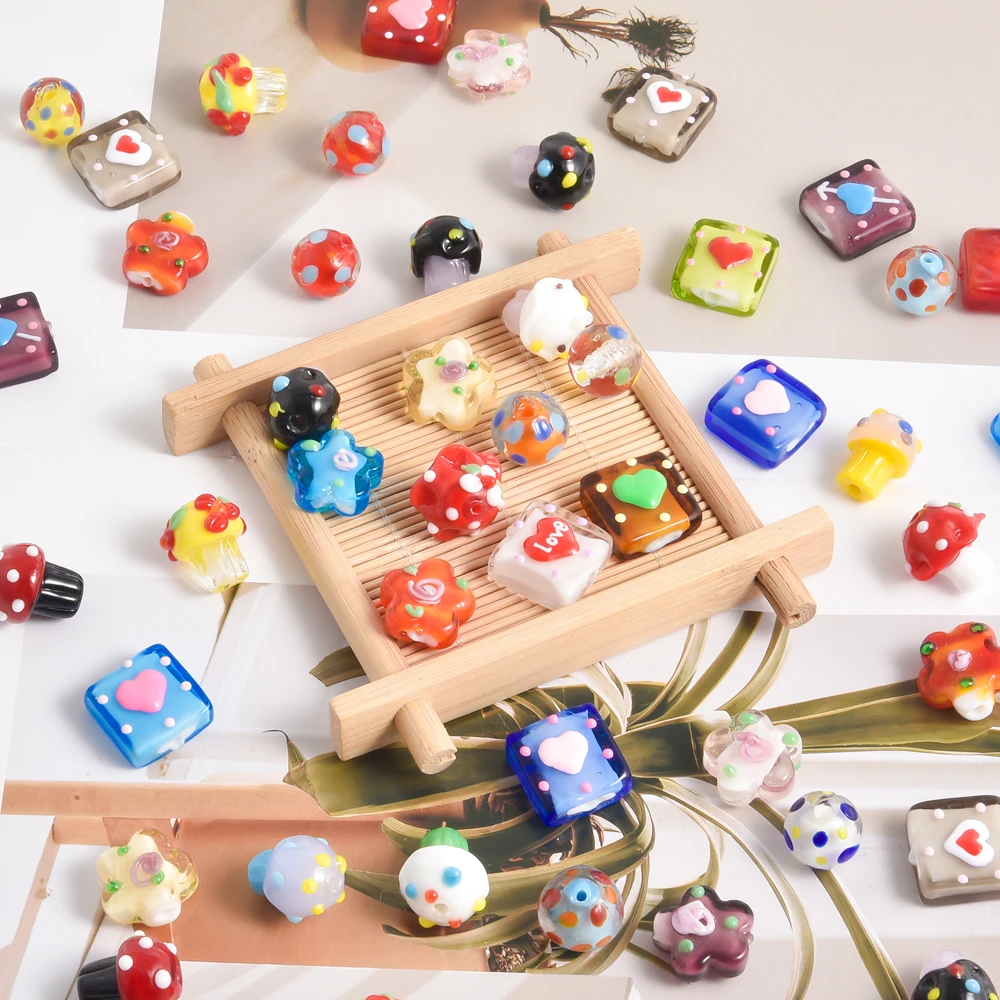 Mushroom Cube Spiral Pattern Flower Glass Beads Random Mix 10pcs Cute Girl Jewelry Making Bracelet Phone Chain Accessories Bulk
Mushroom Cube Spiral Pattern Flower Glass Beads Random Mix 10pcs Cute Girl Jewelry Making Bracelet Phone Chain Accessories Bulk
