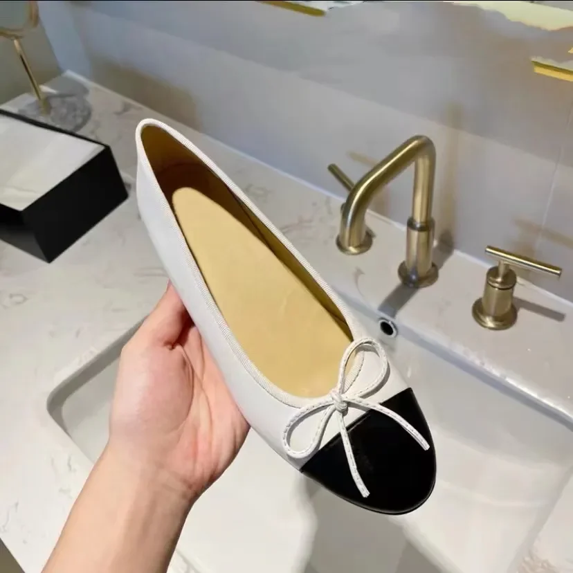 Luxury Brand Design 100% Genuine Leather Round Toe Bow Ballet Flat Shoes Women Casual Shoes Zapatos Mujer Size 35-42 Free shippi
Luxury Brand Design 100% Genuine Leather Round Toe Bow Ballet Flat Shoes Women Casual Shoes Zapatos Mujer Size 35-42 Free shippi