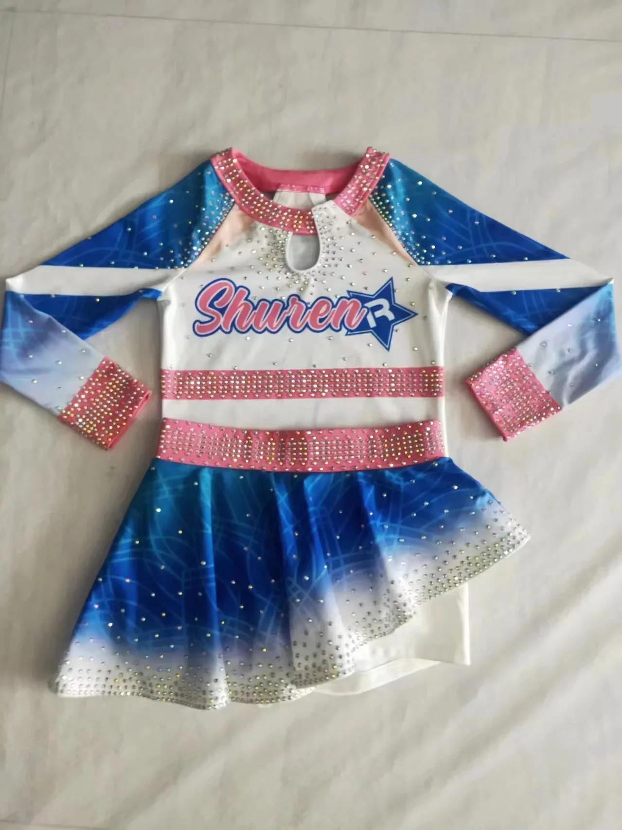 Cheerleading competition dance costume, children's long sleeved cheerleading performance costume, men's and women's styles
Cheerleading competition dance costume, children's long sleeved cheerleading performance costume, men's and women's styles