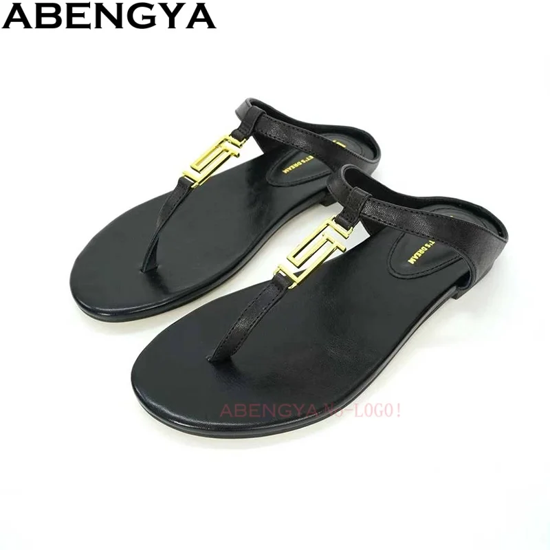 2026 Summer FlipFlops Flat Heels Slippers Women Black Leather Slides Women Holiday Flat Slippers Metal Buckle Woman Sandals
2026 Summer FlipFlops Flat Heels Slippers Women Black Leather Slides Women Holiday Flat Slippers Metal Buckle Woman Sandals