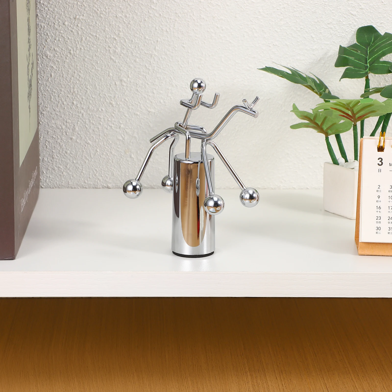 Балансный шар, железный стакан, украшение для рабочего стола, качающийся орнамент, креативное металлическое ремесло для домашнего офиса, вечеринки, сбора
Балансный шар, железный стакан, украшение для рабочего стола, качающийся орнамент, креативное металлическое ремесло для домашнего офиса, вечеринки, сбора