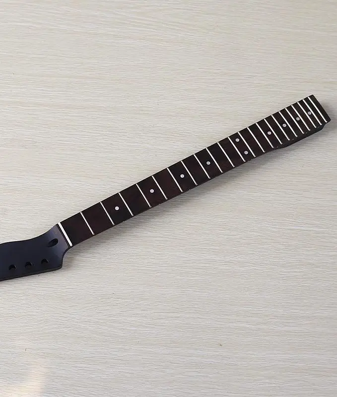 22 products Canadian maple electric guitar neck black matte rose wood fingerboard modified electric guitar handle DIY
22 products Canadian maple electric guitar neck black matte rose wood fingerboard modified electric guitar handle DIY
