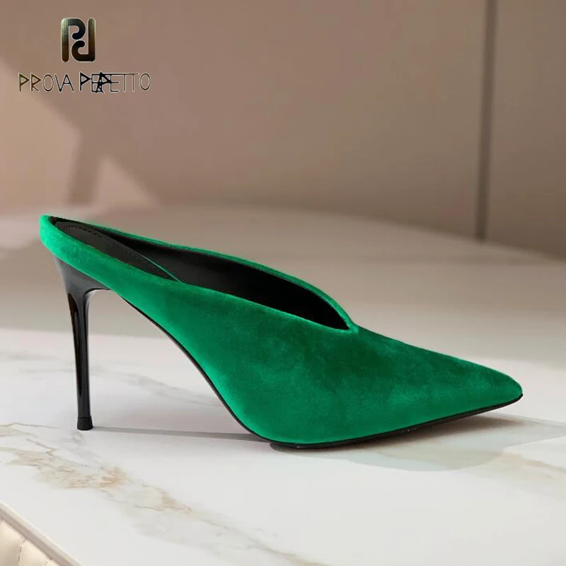 Velvet Slipper Shoes Thin Heel Stiletto Luxury Party Dress Shoes Pointed Toe V-mouth Solid Color Brand Name New Celebrity Shoe
Velvet Slipper Shoes Thin Heel Stiletto Luxury Party Dress Shoes Pointed Toe V-mouth Solid Color Brand Name New Celebrity Shoe