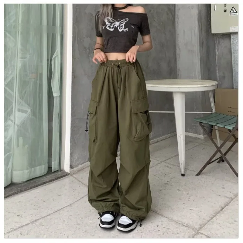 Women Casual Joggers Tech Pants Solid Low Waist Pants Drawstring Wide Leg Baggy Trousers Y2k Streetwear Oversize Sweatpants
Women Casual Joggers Tech Pants Solid Low Waist Pants Drawstring Wide Leg Baggy Trousers Y2k Streetwear Oversize Sweatpants