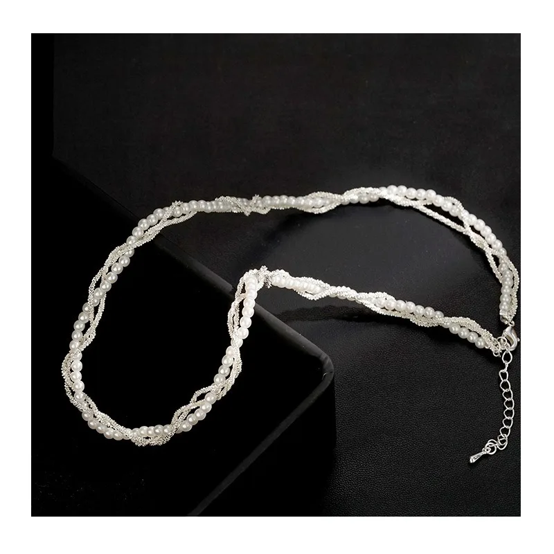 Three-layer Winding Hand-woven Exquisite and Elegant Necklace, Simple and Fashionable Stacked Wind Collarbone Neck Chain
Three-layer Winding Hand-woven Exquisite and Elegant Necklace, Simple and Fashionable Stacked Wind Collarbone Neck Chain