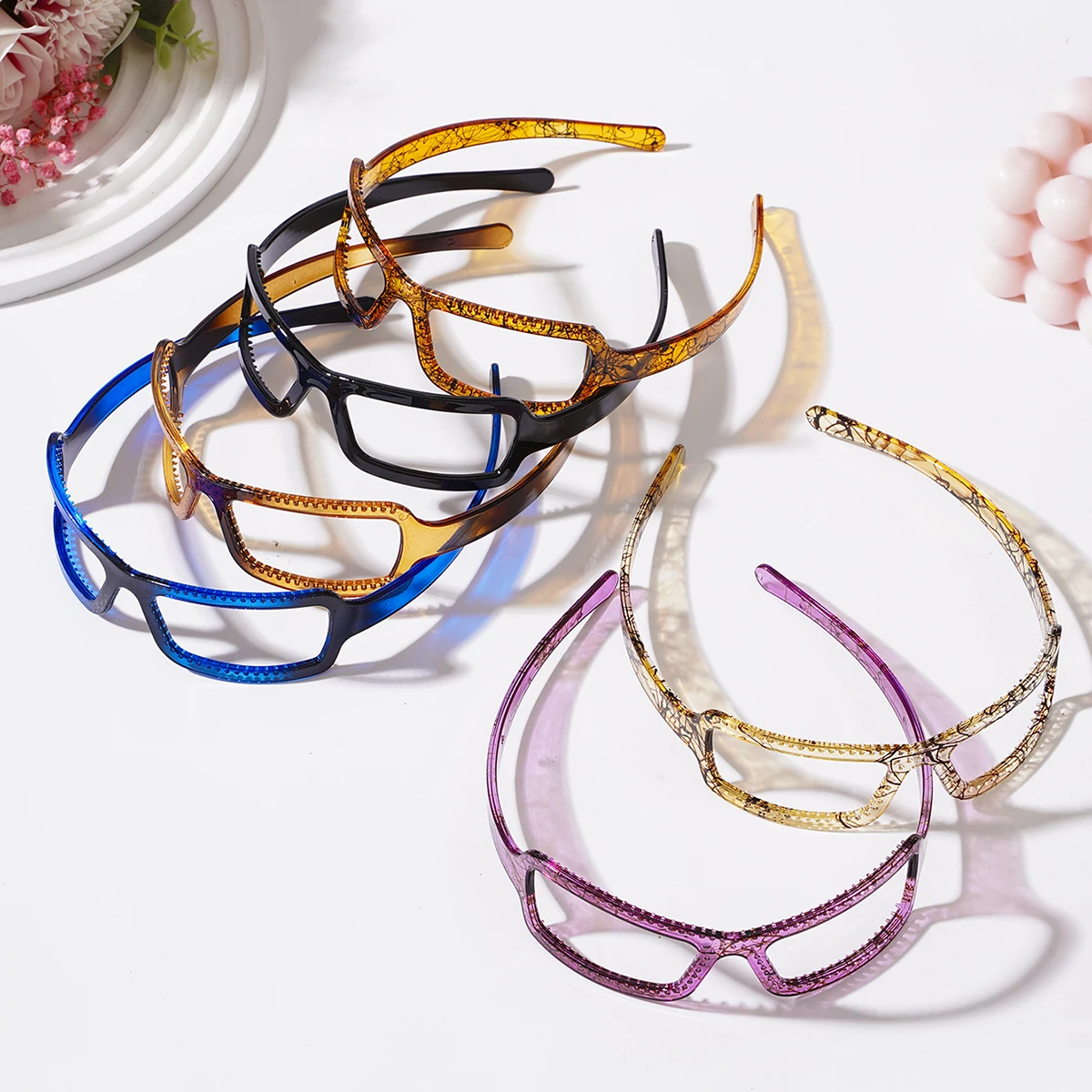 Sunglasses Frame Shape Glasses Hair Hoop Hairband for Women Girl Sweet Fixed Headband Hair Ornament Fashion Hair Accessories
Sunglasses Frame Shape Glasses Hair Hoop Hairband for Women Girl Sweet Fixed Headband Hair Ornament Fashion Hair Accessories