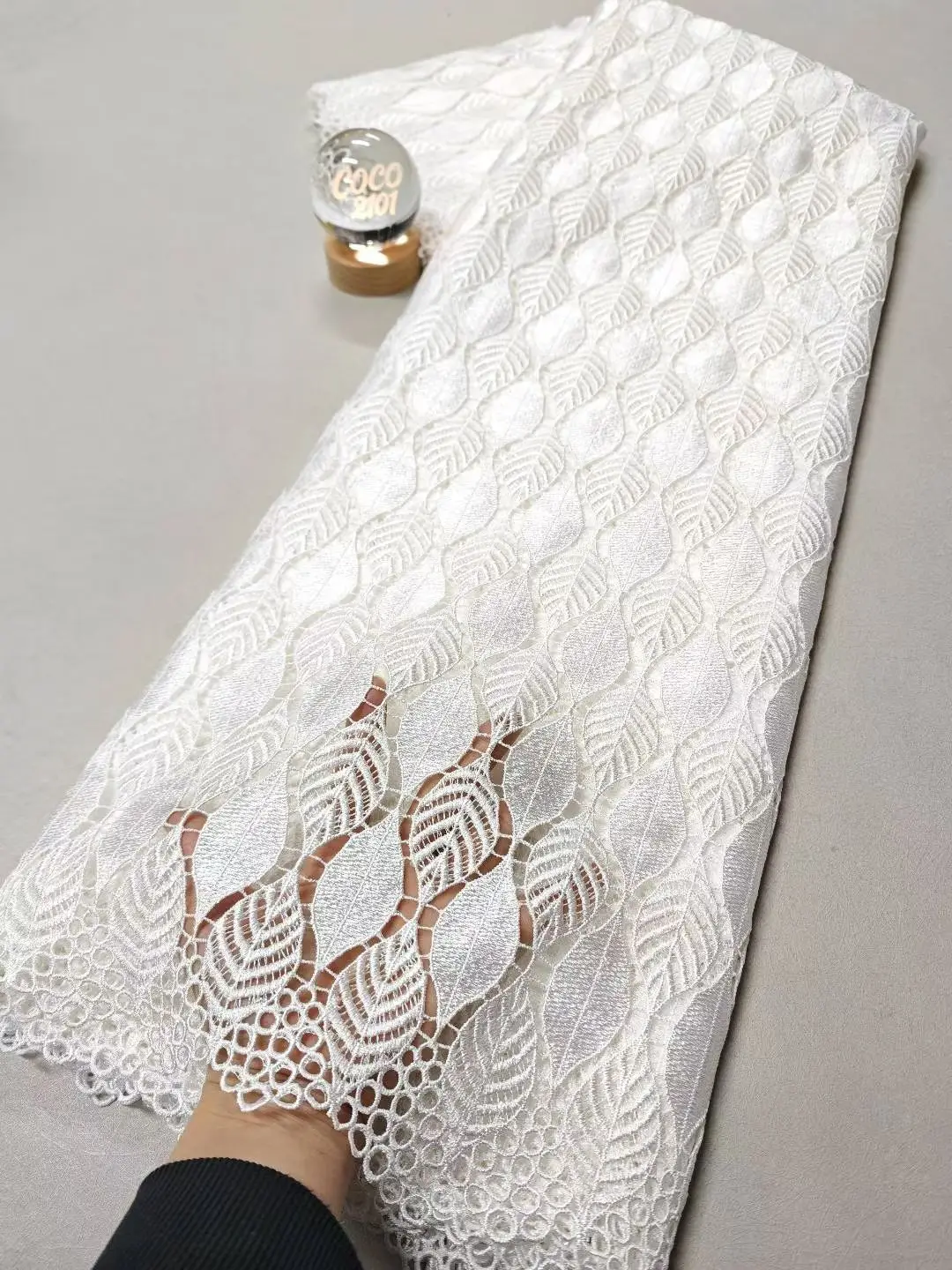 2026 African Nigerian High-Quality EmbroideryCord Mesh Lace Fabric French Tulle White for Wedding Party Dresses 5 Yards M172-1
2026 African Nigerian High-Quality EmbroideryCord Mesh Lace Fabric French Tulle White for Wedding Party Dresses 5 Yards M172-1