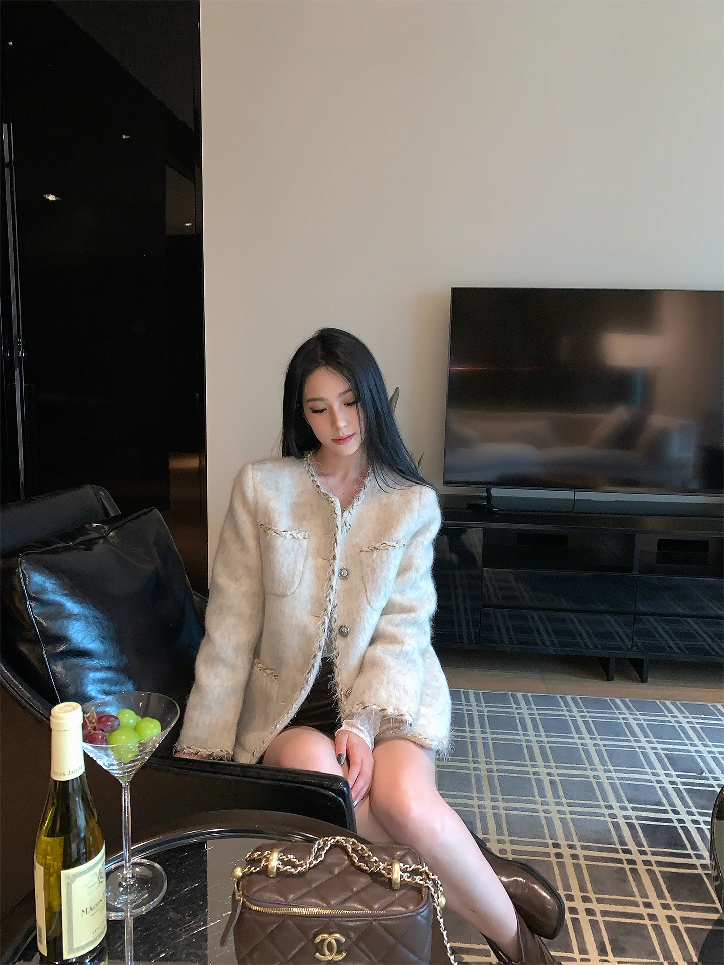 SMBL RAIN женское шерстяное пальто Thiened Sweet Sle японская система свободного кроя на одной пуговице осенне-зимняя верхняя одежда
SMBL RAIN женское шерстяное пальто Thiened Sweet Sle японская система свободного кроя на одной пуговице осенне-зимняя верхняя одежда