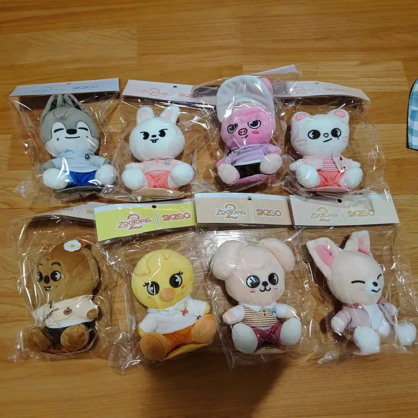 New Skzoo x Zootopia Co-branded Dress-up Dolls Bang Chan Lee Felix Stray Kids Peripheral Fans Collection Gift
New Skzoo x Zootopia Co-branded Dress-up Dolls Bang Chan Lee Felix Stray Kids Peripheral Fans Collection Gift