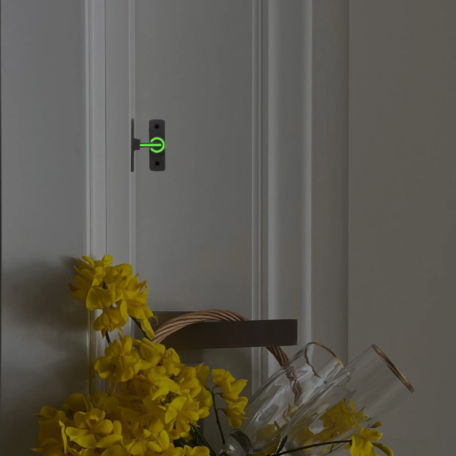 Luminous Zinc Alloy Lock Buckle Latch Bolt for Sliding Bathroom Garage Shed Double Security Internal Push Corner Door Locks with
Luminous Zinc Alloy Lock Buckle Latch Bolt for Sliding Bathroom Garage Shed Double Security Internal Push Corner Door Locks with