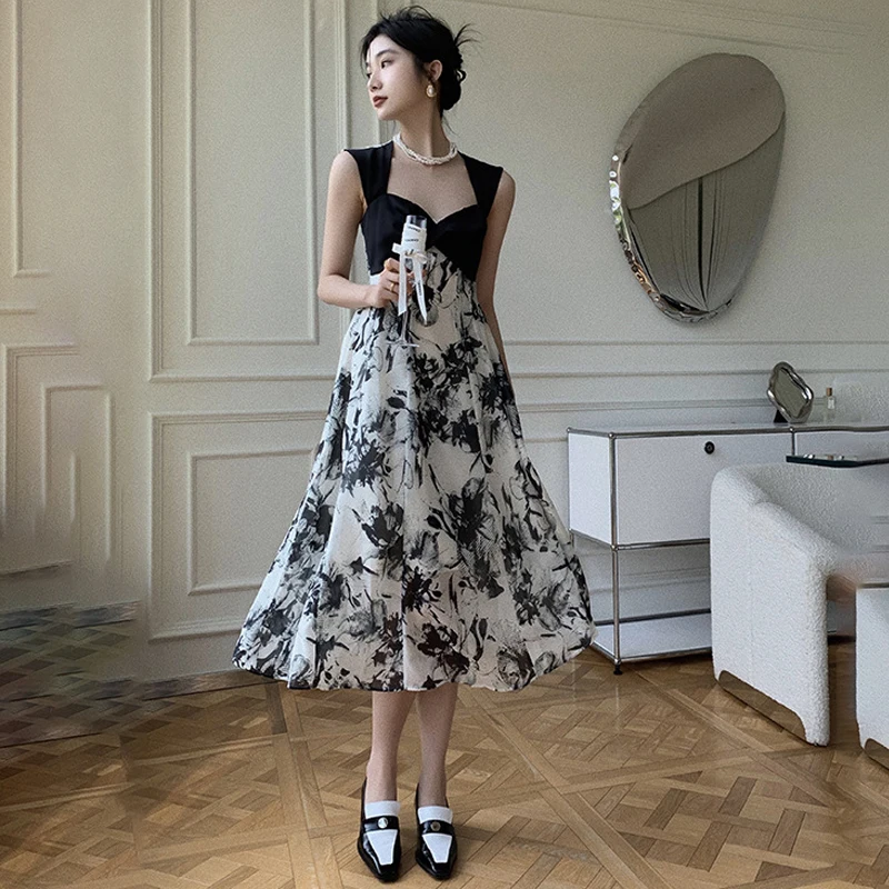 Korean Version Of Black And White Printed Suspender Dress Summer New Long Skirt Sleeveless High Waist Dress Party
Korean Version Of Black And White Printed Suspender Dress Summer New Long Skirt Sleeveless High Waist Dress Party