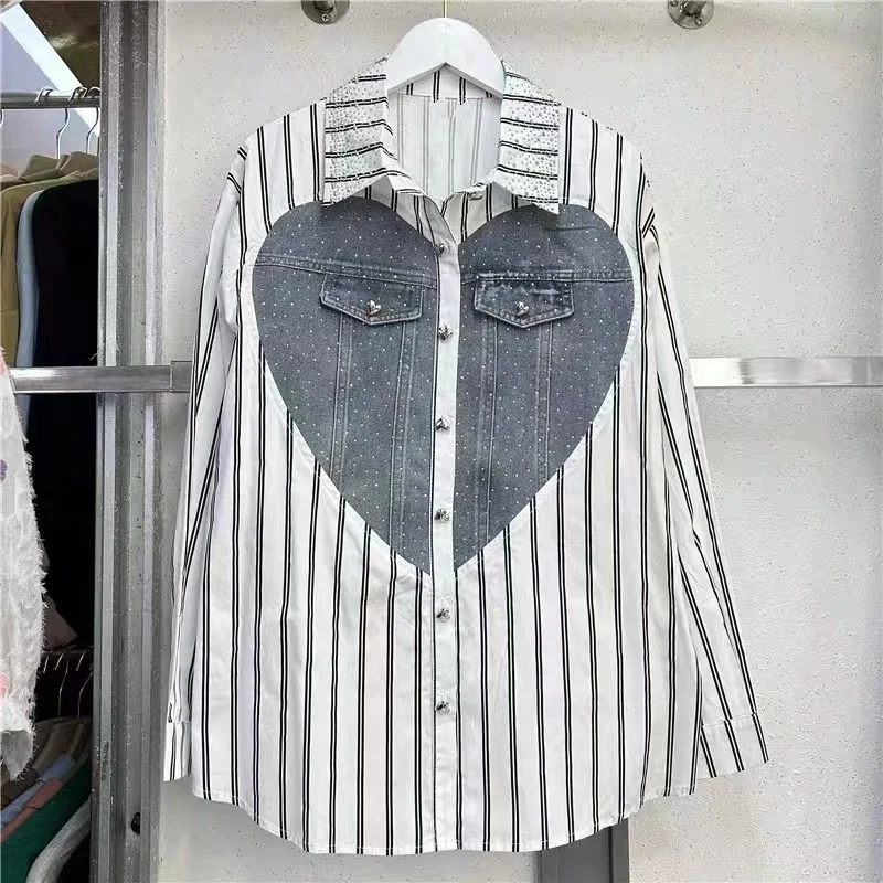 Fashion Hot Fix Denim Splicing Shirt Women's Blouse Mid Length Spring Summer Autumn Shirt 2025 New Casual Denim Outerwear
Fashion Hot Fix Denim Splicing Shirt Women's Blouse Mid Length Spring Summer Autumn Shirt 2025 New Casual Denim Outerwear