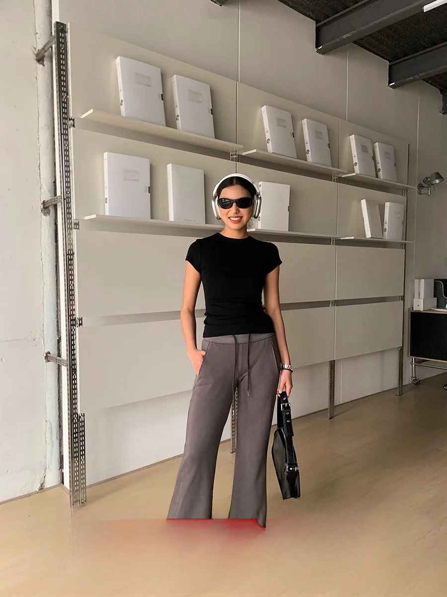 High Waist Wide Leg Flared Casual Sports Pants Women's Summer New Loose Feeling Pants GOGO BURN Spor Straight Leg Trousers
High Waist Wide Leg Flared Casual Sports Pants Women's Summer New Loose Feeling Pants GOGO BURN Spor Straight Leg Trousers