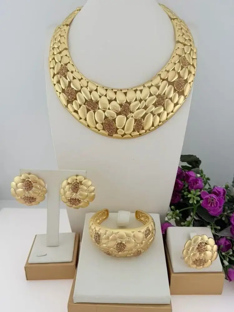 New 4Pcs Crystal Statement Jewelry Set 18K Gold/Silver Plated Bib Necklace Earrings Bracelet Ring for Women Bridal Wedding Party
New 4Pcs Crystal Statement Jewelry Set 18K Gold/Silver Plated Bib Necklace Earrings Bracelet Ring for Women Bridal Wedding Party