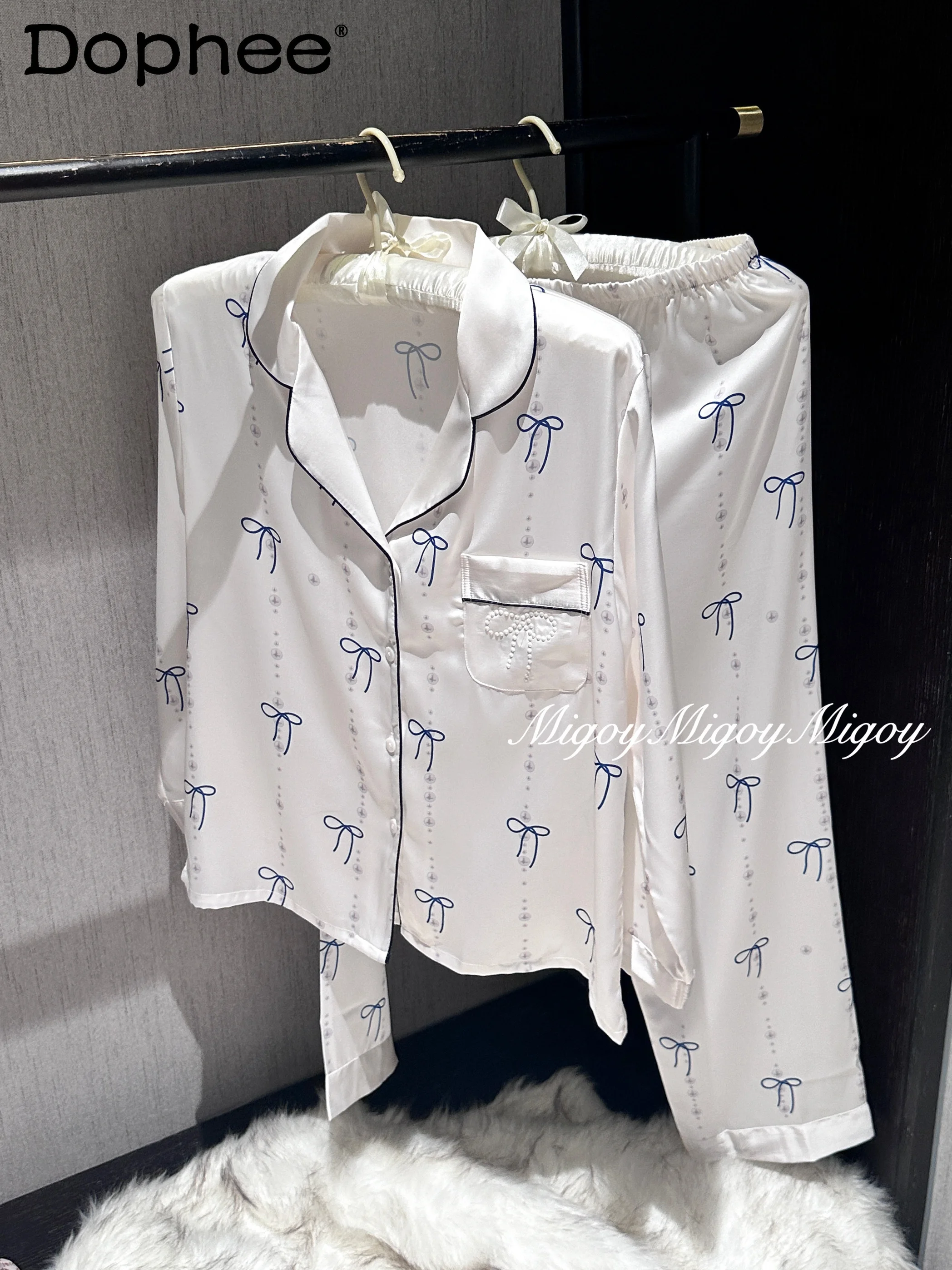 Japanese Style INS Bowknot Print Ice Silk Long Sleeve Pajamas Sweet Girl Simple Loose Long Sleeve Homewear Set
Japanese Style INS Bowknot Print Ice Silk Long Sleeve Pajamas Sweet Girl Simple Loose Long Sleeve Homewear Set