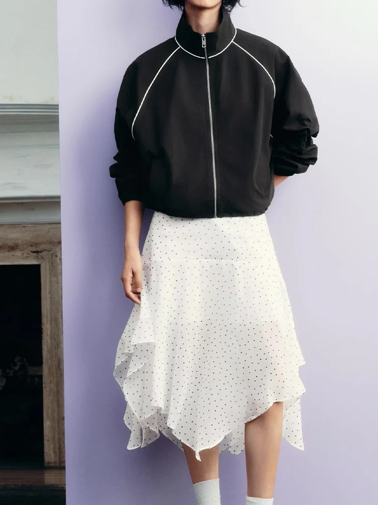 European and American style autumn new fashion trend women's clothing design sense stand collar zipper puff jacket coat
European and American style autumn new fashion trend women's clothing design sense stand collar zipper puff jacket coat