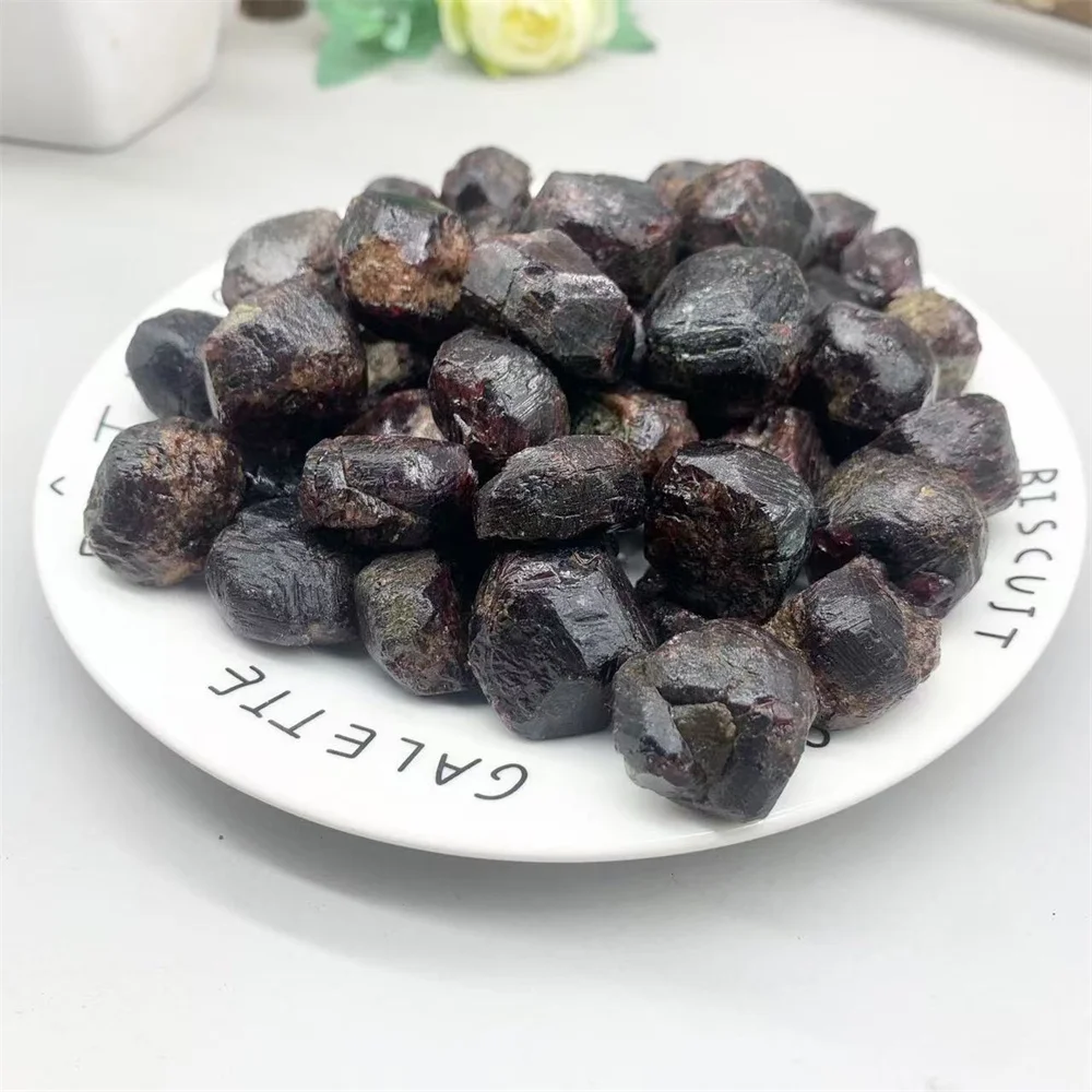 Natural Red Garnet Crystal Rough Stone Original Gemstone Lot Mineral Raw Stones Specimen Healing Minerals
Natural Red Garnet Crystal Rough Stone Original Gemstone Lot Mineral Raw Stones Specimen Healing Minerals