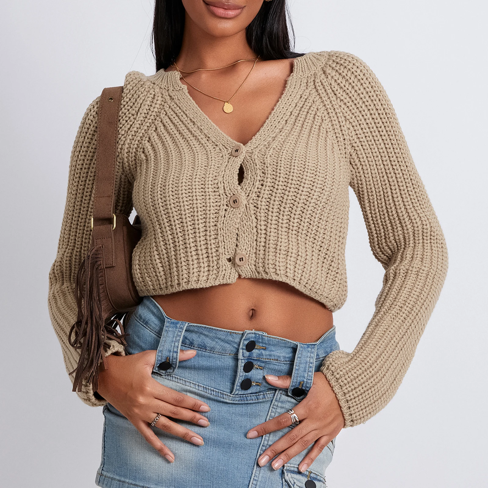 Women's Fashion V-neck Crop Sweaters Casual Solid Color Knitted Button up Cardigans Warm Fall Knitwear for Streetwear
Women's Fashion V-neck Crop Sweaters Casual Solid Color Knitted Button up Cardigans Warm Fall Knitwear for Streetwear