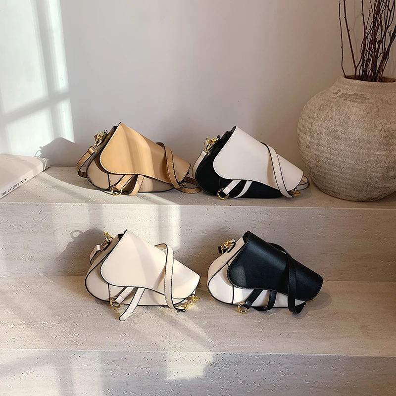 Роскошная женская сумка через плечо с цепочкой, элегантная женская сумка через плечо из искусственной кожи, модная и модная дизайнерская сумка
Роскошная женская сумка через плечо с цепочкой, элегантная женская сумка через плечо из искусственной кожи, модная и модная дизайнерская сумка