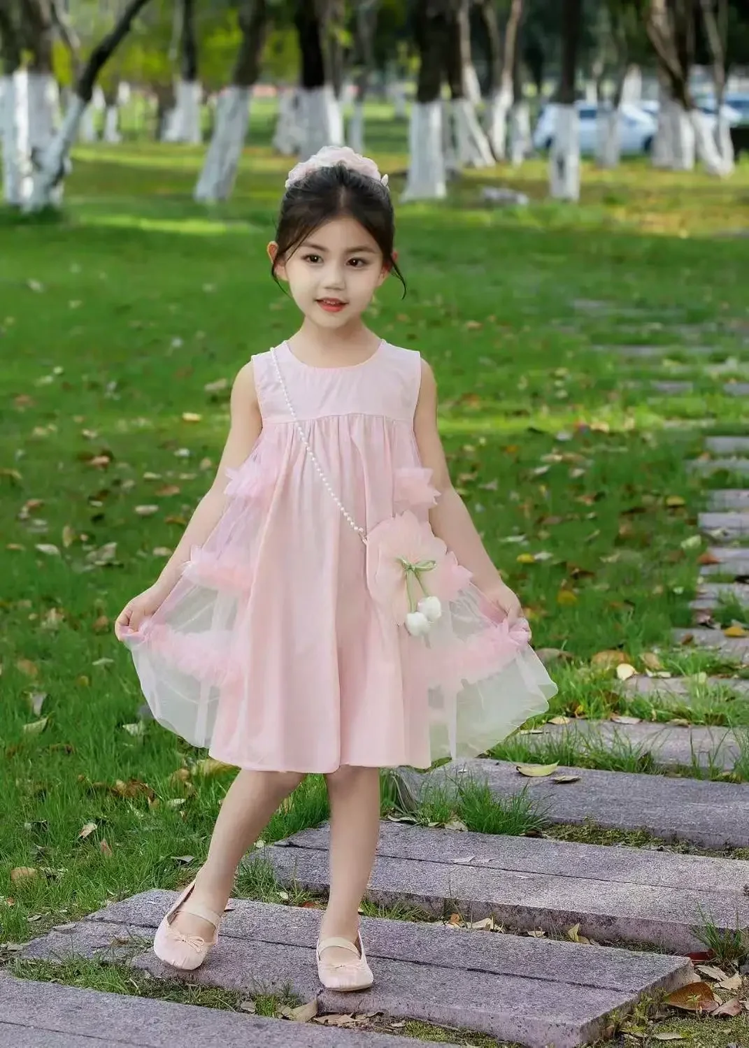 Girls' Sweet Vest Princess Dress Summer Fashion 2026 New Children's Clothing
Girls' Sweet Vest Princess Dress Summer Fashion 2026 New Children's Clothing