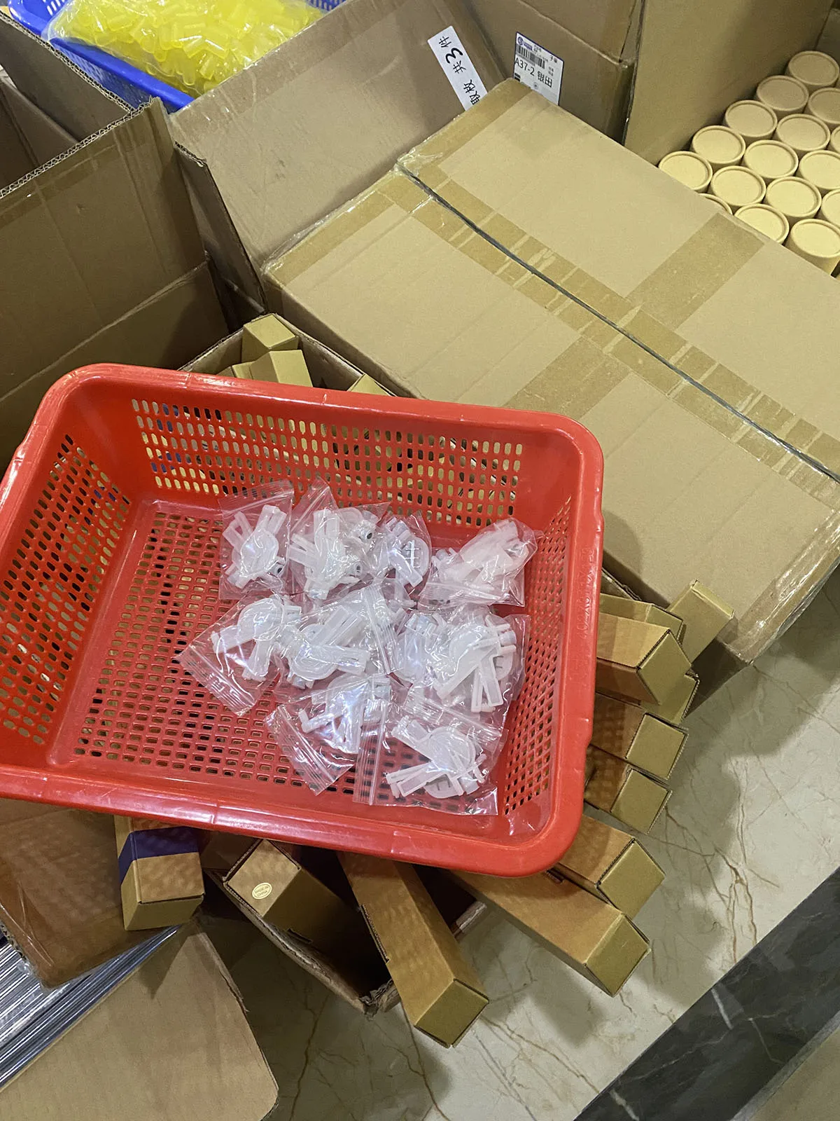 10pcs F138040 F138050 printer Ink damper for Epson Stylus Pro 7600 9600 R2100 R2200 7 colors eco solvent print head ink dumpers
10pcs F138040 F138050 printer Ink damper for Epson Stylus Pro 7600 9600 R2100 R2200 7 colors eco solvent print head ink dumpers