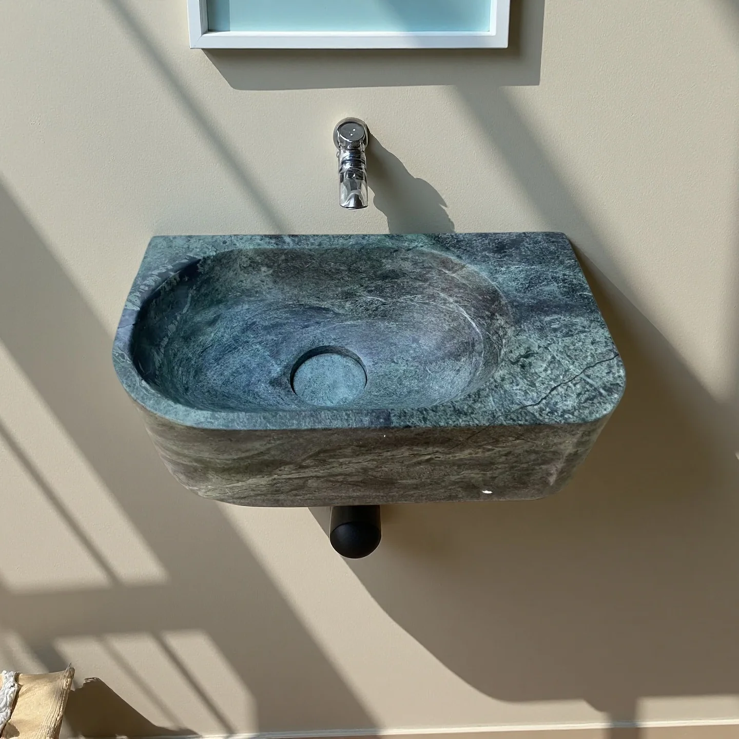 %r Custom Mini Size Wall Hung India Green Marble Stone Bathroom Sink Washbasin Rectangle Natural Stone Wash Basin for Hotel Use
%r Custom Mini Size Wall Hung India Green Marble Stone Bathroom Sink Washbasin Rectangle Natural Stone Wash Basin for Hotel Use
