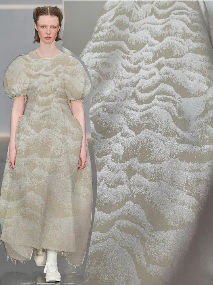 Осень-зима, эластичная толстая пряжа, окрашенная жаккардовая ткань, дизайнерская модная одежда для куртки, ткань своими руками, шитье на метр
Осень-зима, эластичная толстая пряжа, окрашенная жаккардовая ткань, дизайнерская модная одежда для куртки, ткань своими руками, шитье на метр