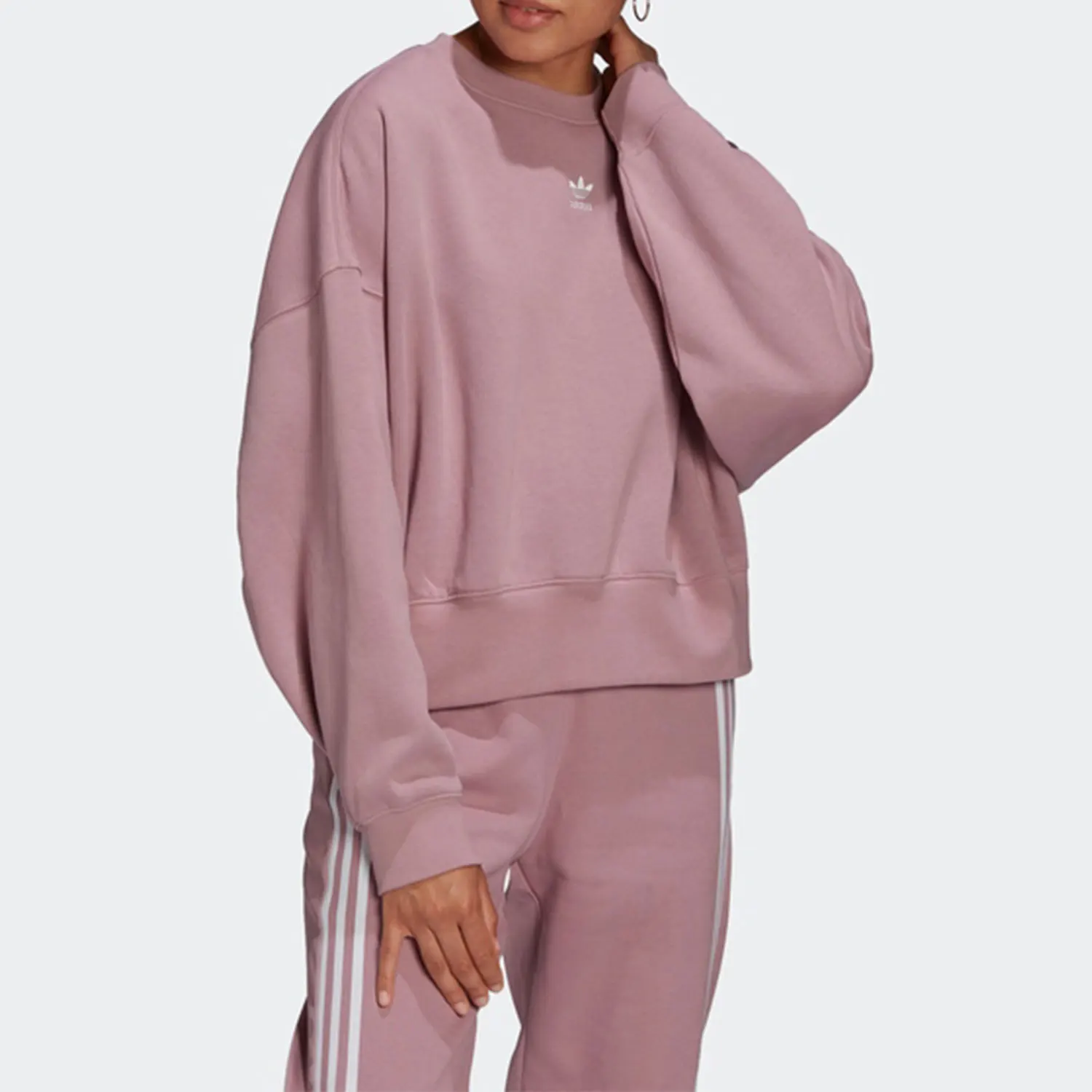 Adidas Originals Women's Fleece Loose Hoodie HF7480
Adidas Originals Women's Fleece Loose Hoodie HF7480