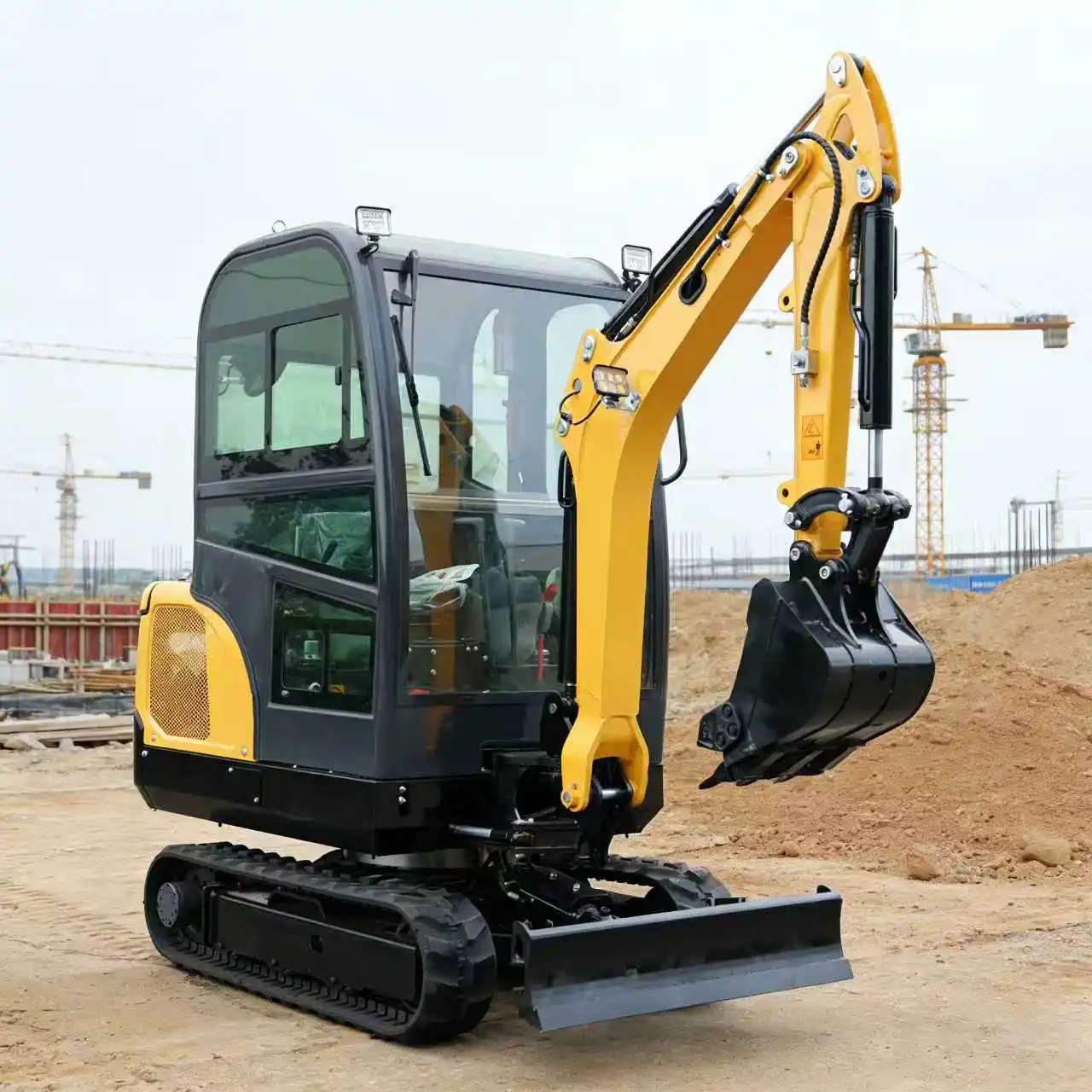 Free Shipping Mini Excavator 2.5 Ton Agriculture Euro 5 CE EPAl Engine Diesel Excavator Customized Farm Crawler Small Digger
Free Shipping Mini Excavator 2.5 Ton Agriculture Euro 5 CE EPAl Engine Diesel Excavator Customized Farm Crawler Small Digger