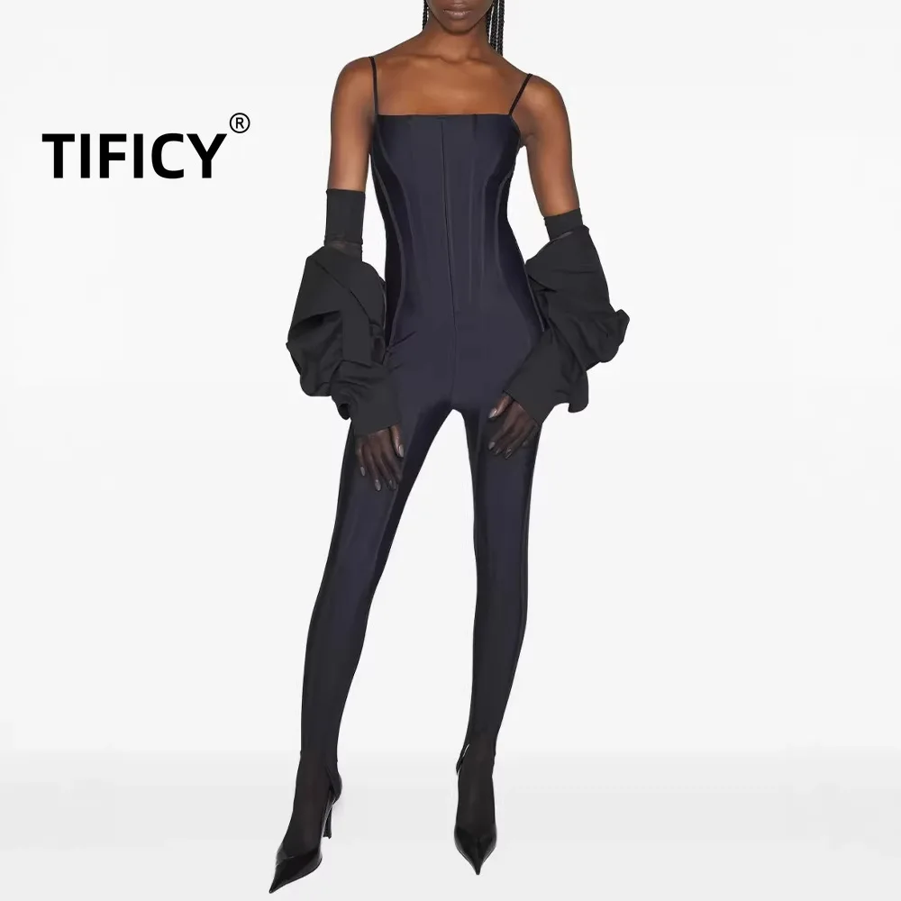 High Street Suspender Fishbone Splicing Slim Fitting Jumpsuit Women's Early Spring Style Minimalist Design Jumpsuit
High Street Suspender Fishbone Splicing Slim Fitting Jumpsuit Women's Early Spring Style Minimalist Design Jumpsuit