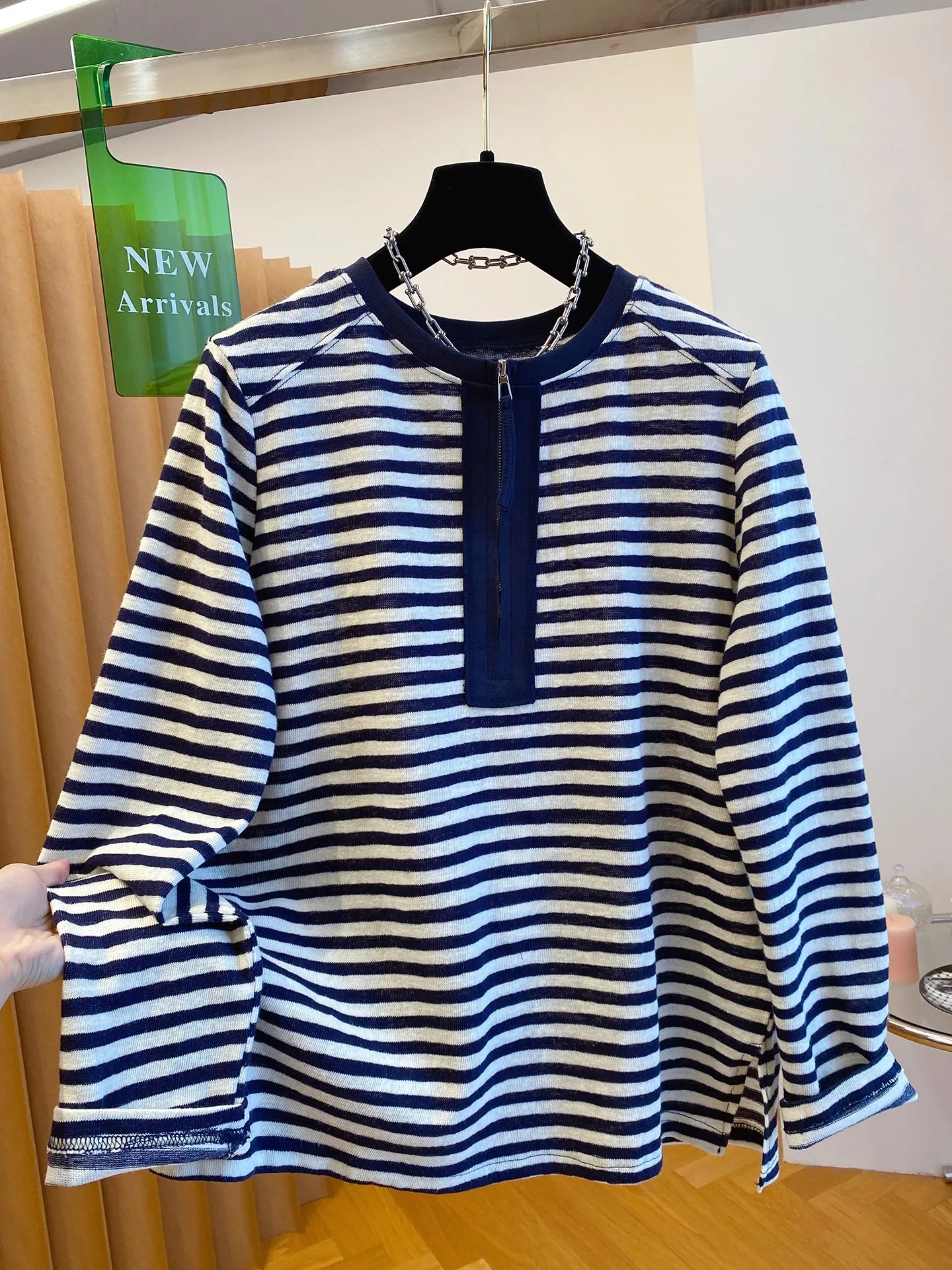 Loose Fit Striped oulder T-irt Women's Long Sve round Ne Top Casual Sle Cotton Material Thin Design Early Autumn
Loose Fit Striped oulder T-irt Women's Long Sve round Ne Top Casual Sle Cotton Material Thin Design Early Autumn