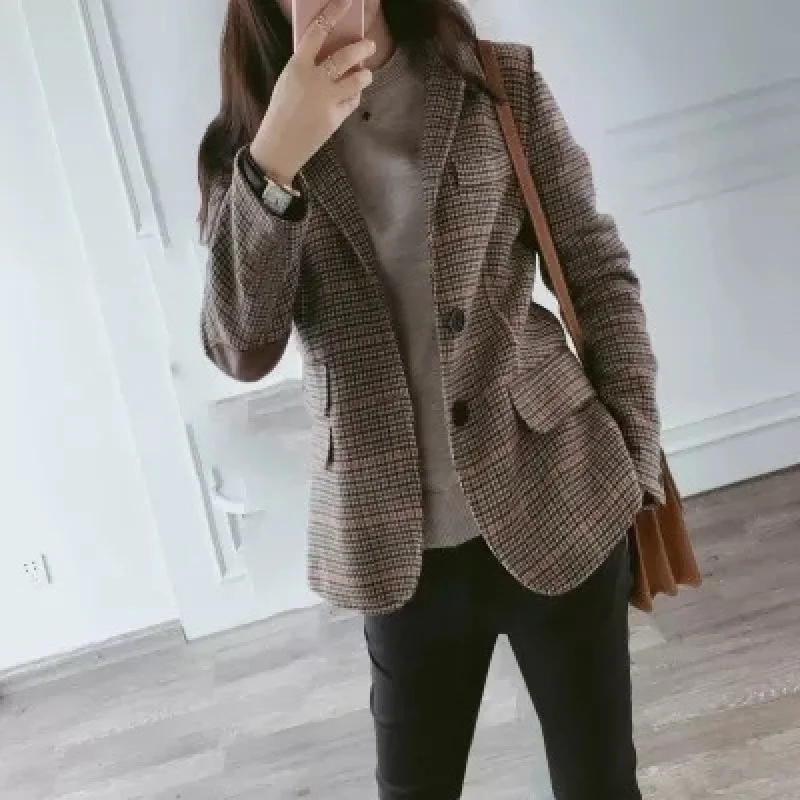 Plaid woolen Women2025Autumn and Winter New Korean Style All-Matching Retro Women's Suits
Plaid woolen Women2025Autumn and Winter New Korean Style All-Matching Retro Women's Suits