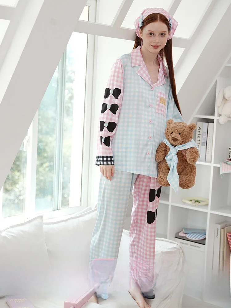 RooMance Sweet Knot Ice Silk Sleepwear Women's Summer Outdoor Wearable Home Clothes Set Soft Loose Fit Short Sleeve
RooMance Sweet Knot Ice Silk Sleepwear Women's Summer Outdoor Wearable Home Clothes Set Soft Loose Fit Short Sleeve