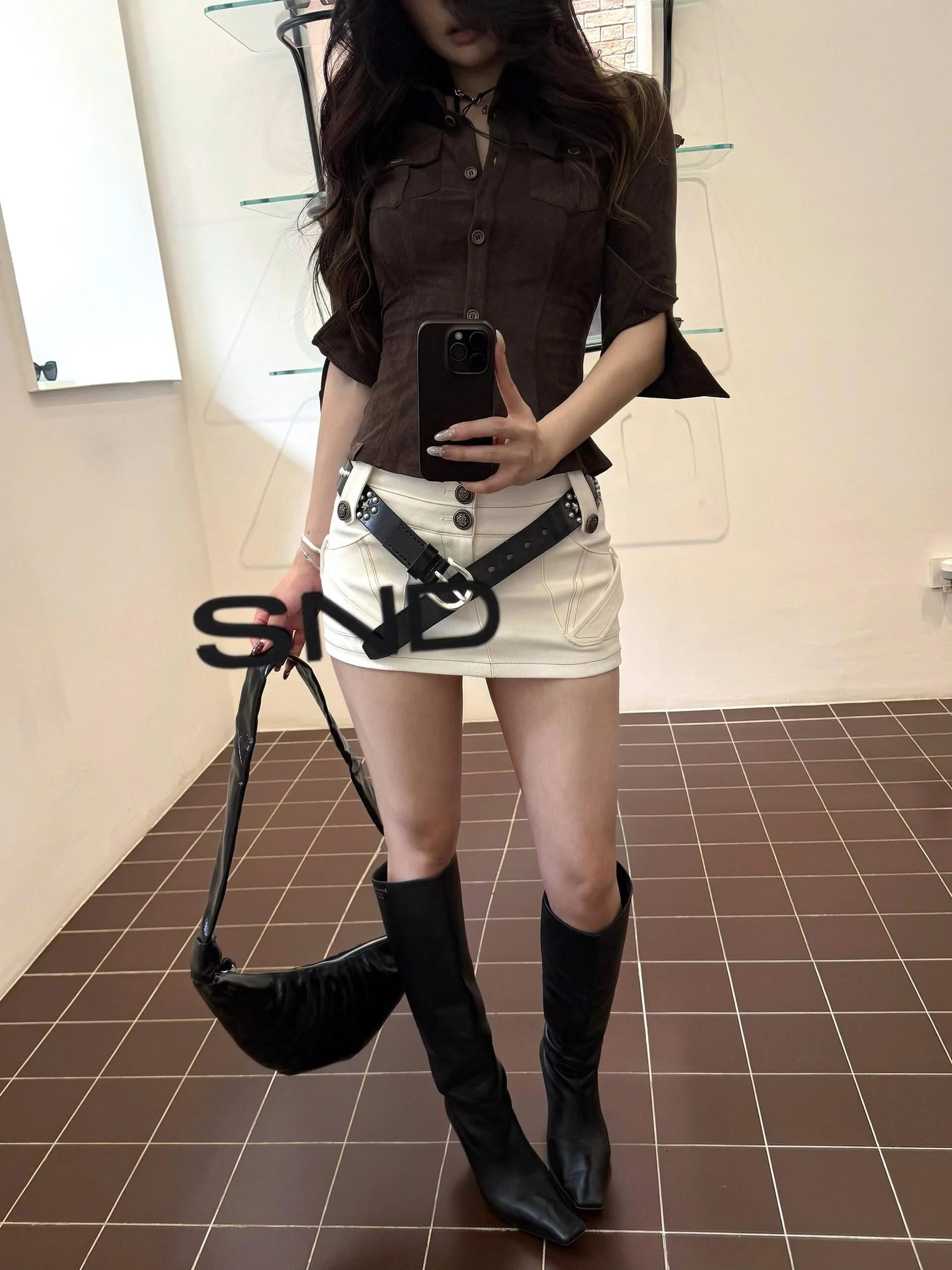 American Style Hot Girl White Denim A-Line Skirt Short Pants Women's Fashion Spring Summer New Hip Enlarging Slimming Half Skirt
American Style Hot Girl White Denim A-Line Skirt Short Pants Women's Fashion Spring Summer New Hip Enlarging Slimming Half Skirt