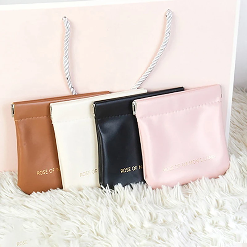 Большая губная помада, линия передачи данных, Bluetooth-гарнитура, сумка для хранения, косметичка, зарядное устройство, ключ, самозакрывающаяся сумка для шрапнели, портативный косметичка
Большая губная помада, линия передачи данных, Bluetooth-гарнитура, сумка для хранения, косметичка, зарядное устройство, ключ, самозакрывающаяся сумка для шрапнели, портативный косметичка