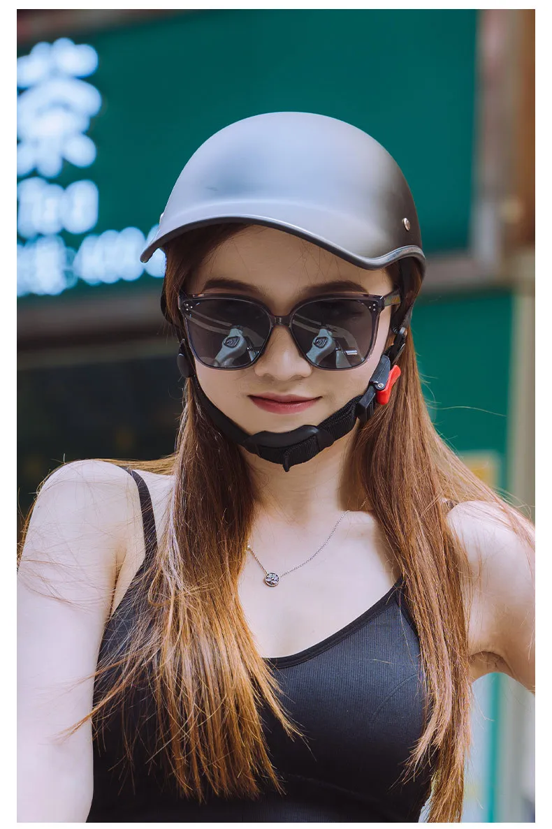 Electric car helmet summer baseball hard hat sunscreen half helmet battery car scoop helmet light four seasons universal
Electric car helmet summer baseball hard hat sunscreen half helmet battery car scoop helmet light four seasons universal