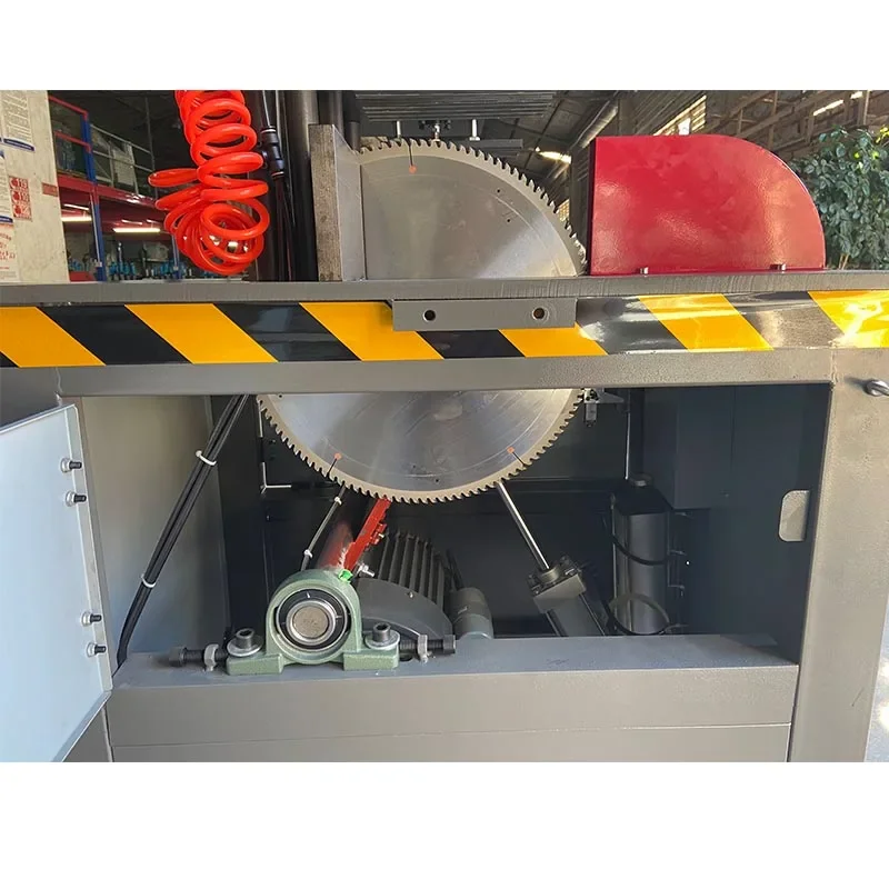 90Degree Aluminum Alloy Door and Window Material Cutting Machine Precision Saw Table Pure Copper Motor High Precision Customized
90Degree Aluminum Alloy Door and Window Material Cutting Machine Precision Saw Table Pure Copper Motor High Precision Customized